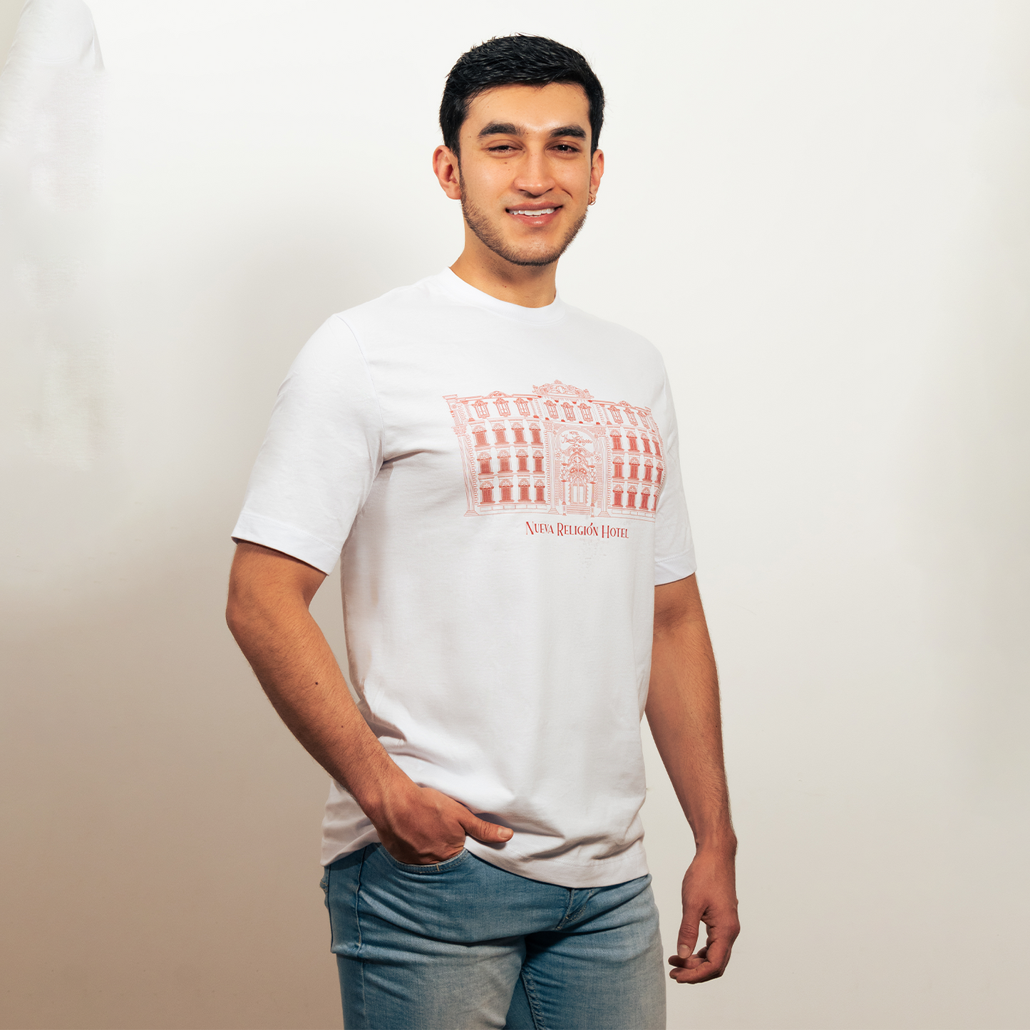 Camiseta + Stickers - Hotel Nueva Religión